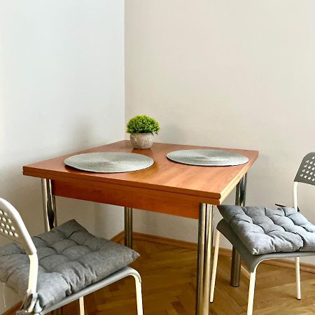 K22 Andersa 12 M Ratusz Arsenal Apartment Warsaw Ngoại thất bức ảnh