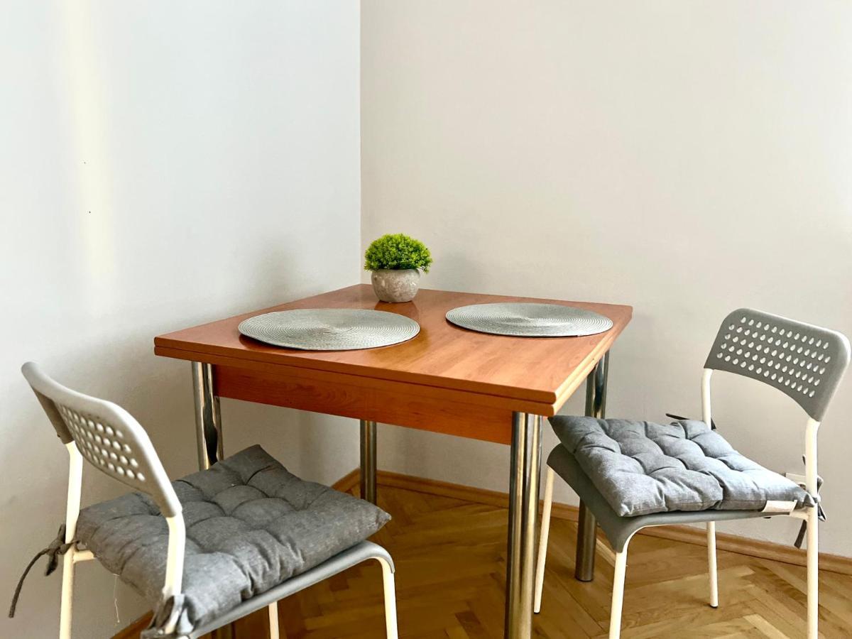 K22 Andersa 12 M Ratusz Arsenal Apartment Warsaw Ngoại thất bức ảnh